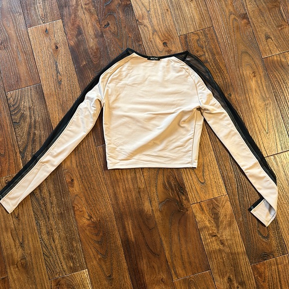 Michi Long Sleeve Top - Picture 3 of 5